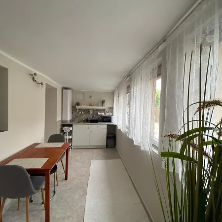 Harmonia Apartman Apartament *
