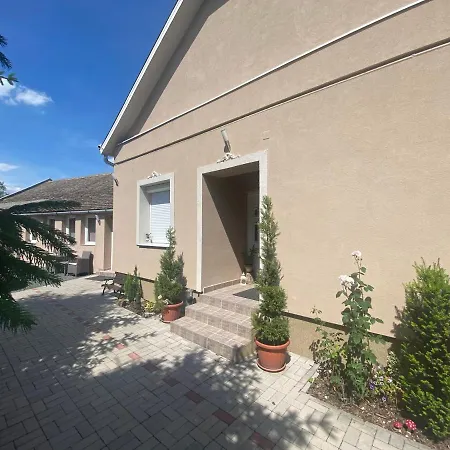 Harmonia Apartman Apartament Makó
